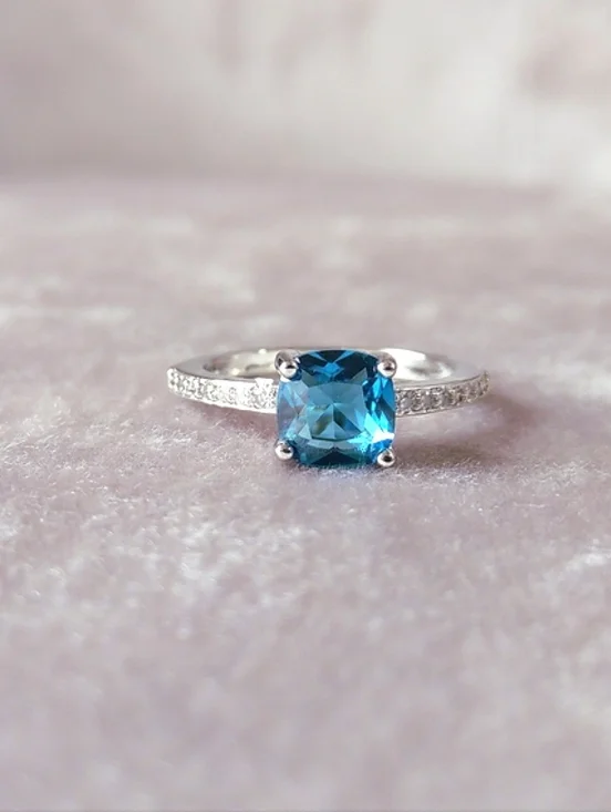 💎NEW💎 BLUE SAPPHIRE RING - Picture 2 of 7